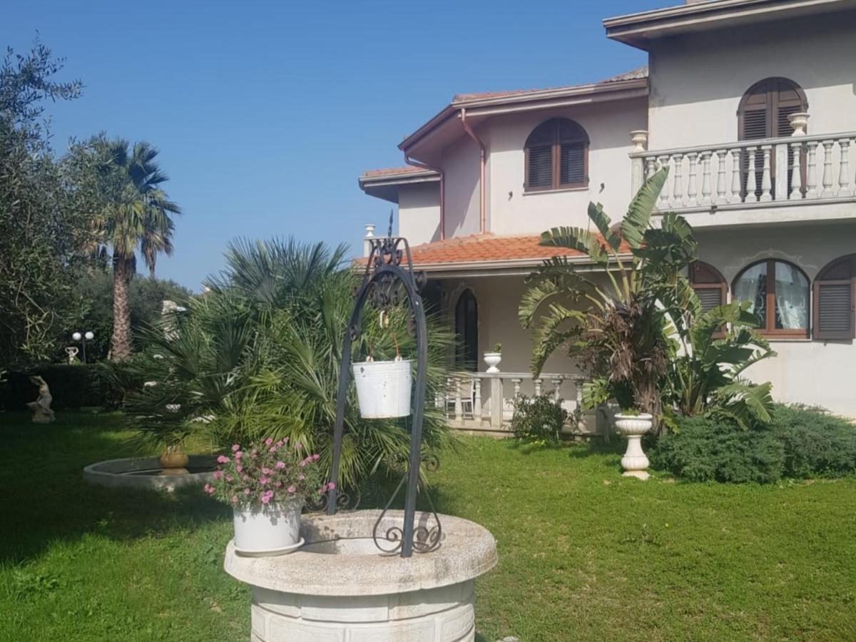 Вилла La Casa Delle Rose 2 Giba Экстерьер фото